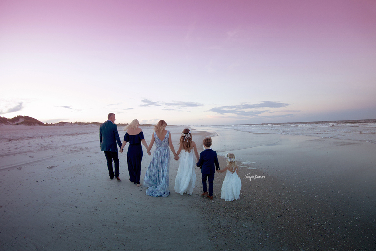 ATLANTIC BEACH FAMILY PHOTOGRAPHY; ATLANTIC BEACH FAMILY PHOTOS; TONYA BEAVER PHOTOGRAPHY; SUNSET FAMILY PHOTOS; 