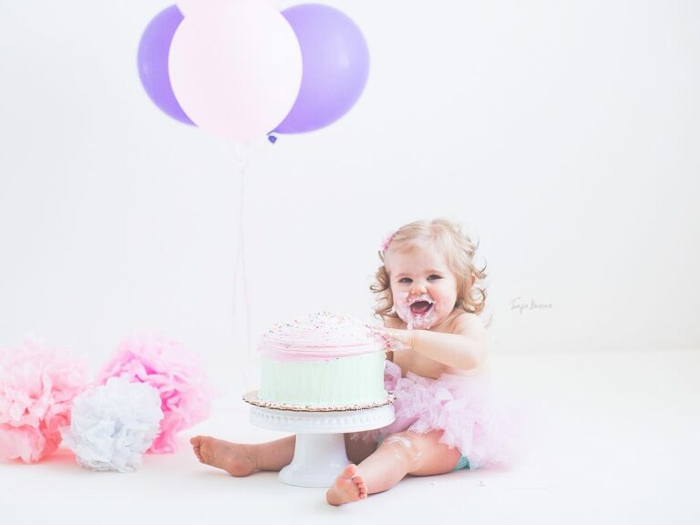 JACKSONVILLE CAKE SMASH PHOTOS; JACKSONVILLE CAKE SMASH PHOTOGRAPHY; JACKSONVILLE CAKE SMASH PHOTOGRAPHER; JACKSONVILLE CAKE SMASH PICTURES; JACKSONVILLE FIRST BIRTHDAY PHOTOS; JACKSONVILLE FIRST BIRTHDAY PHOTOGRAPHY; JACKSONVILLE FIRST BIRTHDAY PHOTOGRAPHER; JACKSONVILLE FIRST BIRTHDAY PICTURES; JACKSONVILLE FIRST BIRTHDAY PHOTOS; TONYA BEAVER PHOTOGRAPHY; 