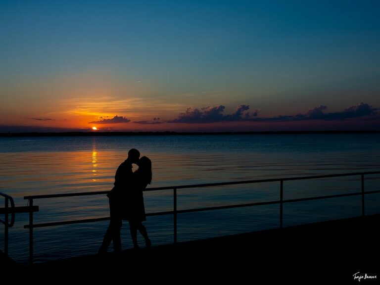 EPPING FOREST YACHT CLUB ENGAGEMENT PHOTOS BY TONYA BEAVER PHOTOGRAPHY ; JACKSONVILLE ENGAGEMENT PHOTOS BY TONYA BEAVER PHOTOGRAPHY ; 