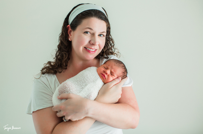 JACKSONVILLE NEWBORN PHOTOS; JACKSONVILLE NEWBORN PHOTOGRAPHY; JACKSONVILLE NEWBORN PHOTOGRAPHER; JACKSONVILLE NEWBORN PICTURES; TONYA BEAVER PHOTOGRAPHY; BIG BROTHERS PHOTOSHOOT; 