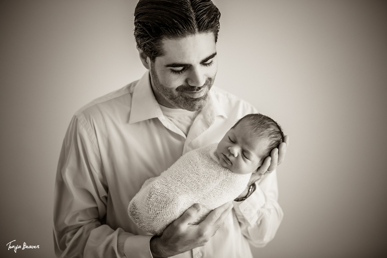 JACKSONVILLE NEWBORN PHOTOS; JACKSONVILLE NEWBORN PHOTOGRAPHY; JACKSONVILLE NEWBORN PHOTOGRAPHER; JACKSONVILLE NEWBORN PICTURES; TONYA BEAVER PHOTOGRAPHY; BIG BROTHERS PHOTOSHOOT; 