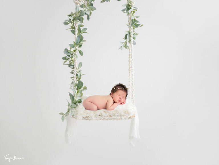 jacksonville maternity photographer; jacksonville newborn photographer; jacksonville pregnancy photographer; jacksonville baby photographer; saint augustine; ponte vedra; studio newborn photos; lifestyle newborn photography; tonya beaver photography