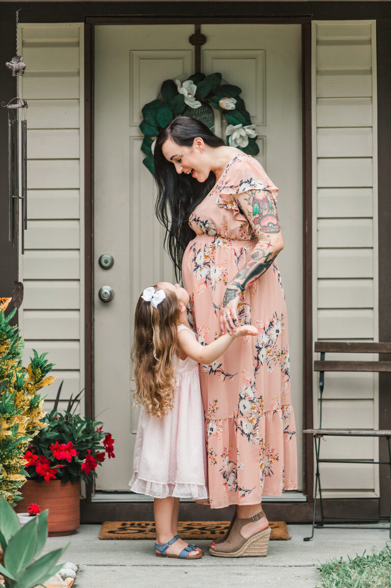 NEPTUNE BEACH FRONT PORCH PROJECT; NEPTUNE BEACH FAMILY PHOTOS; FRONT PORCH PROJECT; THE FRONT PORCH PROJECT; FAMILY PHOTOS; TONYA BEAVER PHOTOGRAPHY; MATERNITY PHOTOS; 