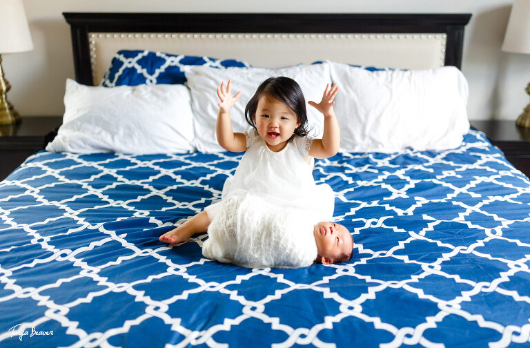 GAINESVILLE LIFESTYLE NEWBORN PHOTOGRAPHER; JACKSONVILLE LIFESTYLE NEWBORN PHOTOGRAPHER; GAINESVILLE LIFESTYLE NEWBORN PHOTOGRAPHY; GAINESVILLE LIFESTYLE NEWBORN PHOTOS; GAINESVILLE LIFESTYLE NEWBORN PICTURES; JACKSONVILLE LIFESTYLE NEWBORN PHOTOGRAPHY; JACKSONVILLE LIFESTYLE NEWBORN PHOTOS; JACKSONVILLE LIFESTYLE NEWBORN PICTURES; TONYA BEAVER PHOTOGRAPHY; 
