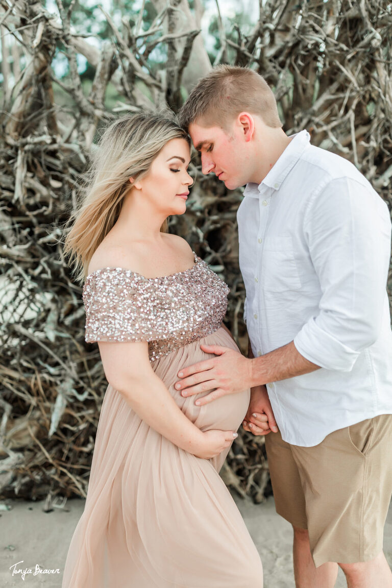 LITTLE TALBOT ISLAND MATERNITY PHOTOGRAPHY; LITTLE TALBOT ISLAND MATERNITY PHOTOGRAPHER; LITTLE TALBOT ISLAND MATERNITY PHOTOS; LITTLE TALBOT ISLAND MATERNITY PICTURES; DRIFTWOOD BEACH MATERNITY PHOTOS; DRIFTWOOD BEACH MATERNITY PICTURES; DRIFTWOOD BEACH MATERNITY PHOTOGRAPHER; DRIFTWOOD BEACH MATERNITY PHOTOGRAPHY; Jacksonville Maternity Photography; Jacksonville Maternity Photographer; Jacksonville Maternity Photos; Jacksonville Maternity Pictures; Tonya Beaver Photography; jacksonville photographers; photographer jacksonville fl;