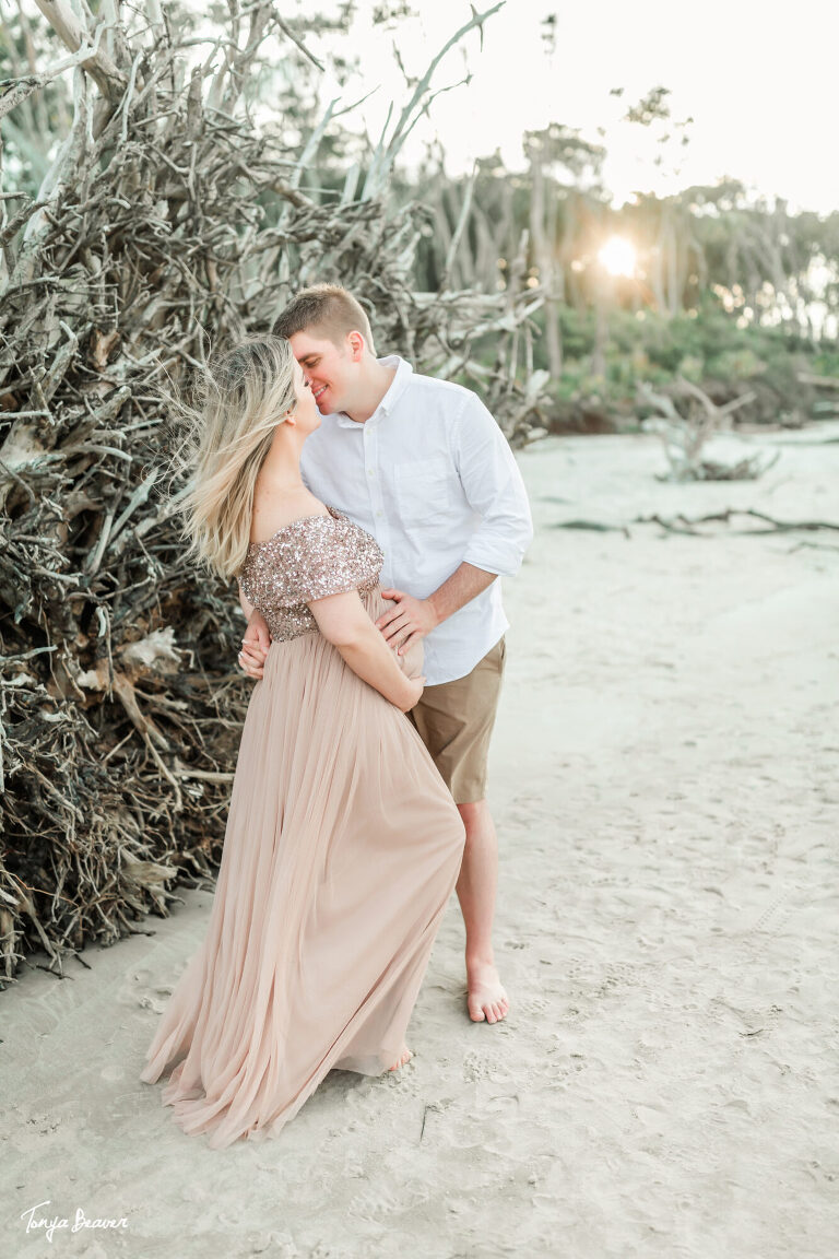 LITTLE TALBOT ISLAND MATERNITY PHOTOGRAPHY; LITTLE TALBOT ISLAND MATERNITY PHOTOGRAPHER; LITTLE TALBOT ISLAND MATERNITY PHOTOS; LITTLE TALBOT ISLAND MATERNITY PICTURES; DRIFTWOOD BEACH MATERNITY PHOTOS; DRIFTWOOD BEACH MATERNITY PICTURES; DRIFTWOOD BEACH MATERNITY PHOTOGRAPHER; DRIFTWOOD BEACH MATERNITY PHOTOGRAPHY; Jacksonville Maternity Photography; Jacksonville Maternity Photographer; Jacksonville Maternity Photos; Jacksonville Maternity Pictures; Tonya Beaver Photography; jacksonville photographers; photographer jacksonville fl;