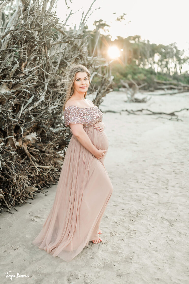LITTLE TALBOT ISLAND MATERNITY PHOTOGRAPHY; LITTLE TALBOT ISLAND MATERNITY PHOTOGRAPHER; LITTLE TALBOT ISLAND MATERNITY PHOTOS; LITTLE TALBOT ISLAND MATERNITY PICTURES; DRIFTWOOD BEACH MATERNITY PHOTOS; DRIFTWOOD BEACH MATERNITY PICTURES; DRIFTWOOD BEACH MATERNITY PHOTOGRAPHER; DRIFTWOOD BEACH MATERNITY PHOTOGRAPHY; Jacksonville Maternity Photography; Jacksonville Maternity Photographer; Jacksonville Maternity Photos; Jacksonville Maternity Pictures; Tonya Beaver Photography; jacksonville photographers; photographer jacksonville fl;