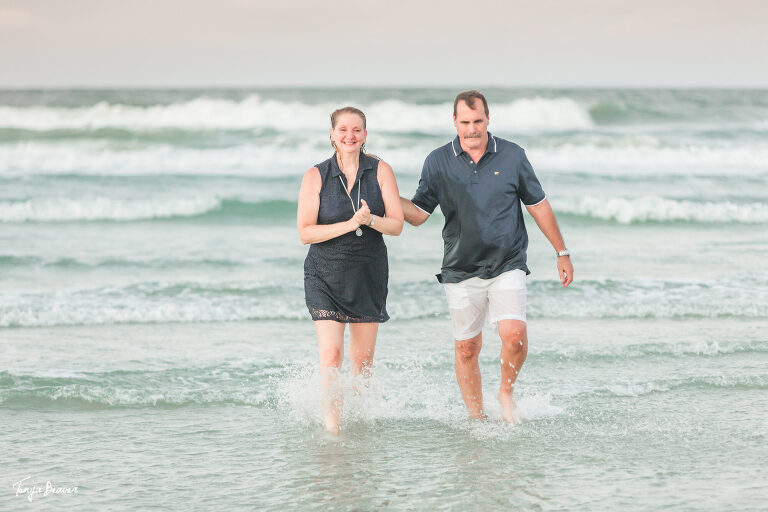 ANASTASIA ISLAND FAMILY PHOTOGRAPHY; ST. AUGUSTINE BEACH FAMILY PHOTOS;  EXTENDED FAMILY PHOTOS; TONYA BEAVER PHOTOGRAPHY; 