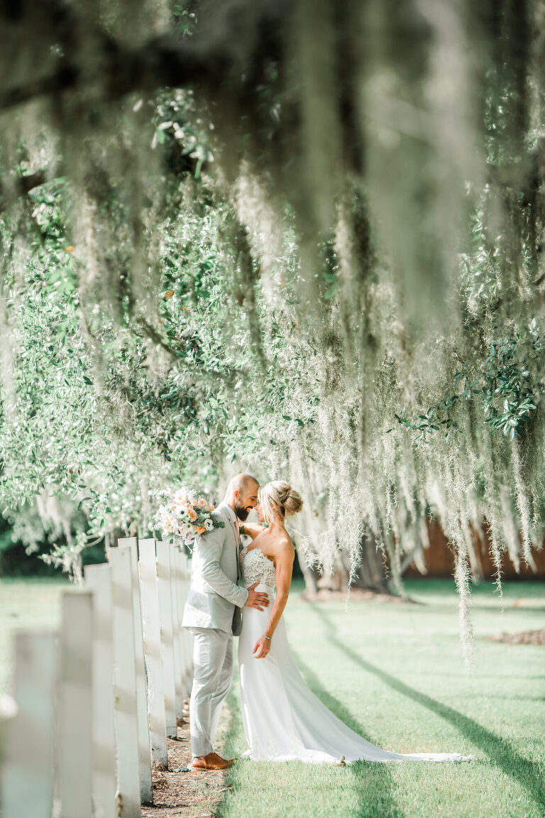 Jacksonville Wedding Photographer; Jacksonville Wedding Photography; Jacksonville Wedding Photos; Jacksonville Wedding Pictures; Covid 19 Quarantine Pandemic Weddings; Tonya Beaver Photography; 