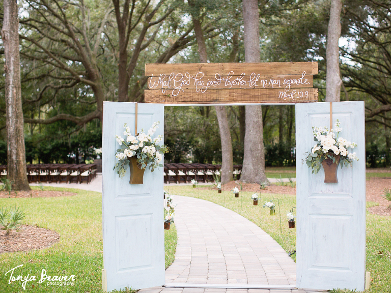 BOWING OAKS WEDDING PHOTOGRAPHER; JACKSONVILLE WEDDING PHOTOGRAPHER; BOWING OAKS WEDDING PHOTOGRAPHY; JACKSONVILLE WEDDING PHOTOGRAPHY; BOWING OAKS WEDDING PHOTOS; JACKSONVILLE WEDDING PHOTOS; BOWING OAKS WEDDING PICTURES;  JACKSONVILLE WEDDING PICTURES; TONYA BEAVER PHOTOGRAPHY; BOWING OAKS; Bowing Oaks Plantation; 