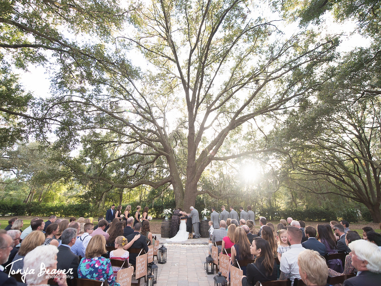 BOWING OAKS WEDDING PHOTOGRAPHER; JACKSONVILLE WEDDING PHOTOGRAPHER; BOWING OAKS WEDDING PHOTOGRAPHY; JACKSONVILLE WEDDING PHOTOGRAPHY; BOWING OAKS WEDDING PHOTOS; JACKSONVILLE WEDDING PHOTOS; BOWING OAKS WEDDING PICTURES;  JACKSONVILLE WEDDING PICTURES; TONYA BEAVER PHOTOGRAPHY; BOWING OAKS; Bowing Oaks Plantation; 