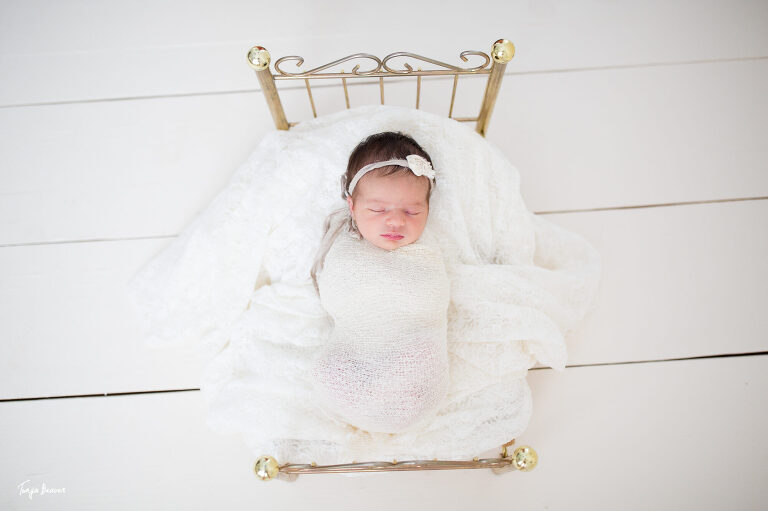 JACKSONVILLE NEWBORN PHOTOGRAPHER; JACKSONVILLE PHOTOGRAPHY STUDIO; JACKSONVILLE NEWBORN PHOTOGRAPHY; JACKSONVILLE NEWBORN PHOTOS; JACKSONVILLE NEWBORN PICTURES; TONYA BEAVER PHOTOGRAPHY; 