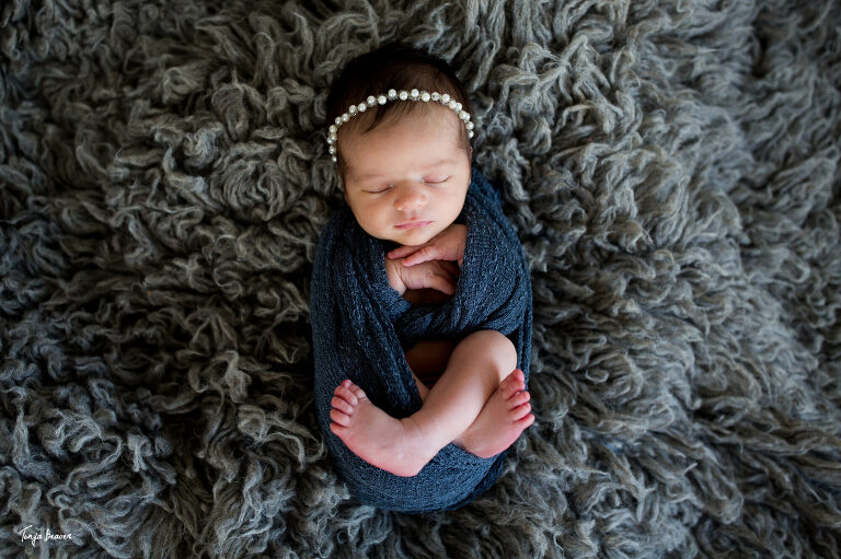 JACKSONVILLE NEWBORN PHOTOGRAPHER; JACKSONVILLE PHOTOGRAPHY STUDIO; JACKSONVILLE NEWBORN PHOTOGRAPHY; JACKSONVILLE NEWBORN PHOTOS; JACKSONVILLE NEWBORN PICTURES; TONYA BEAVER PHOTOGRAPHY; 
