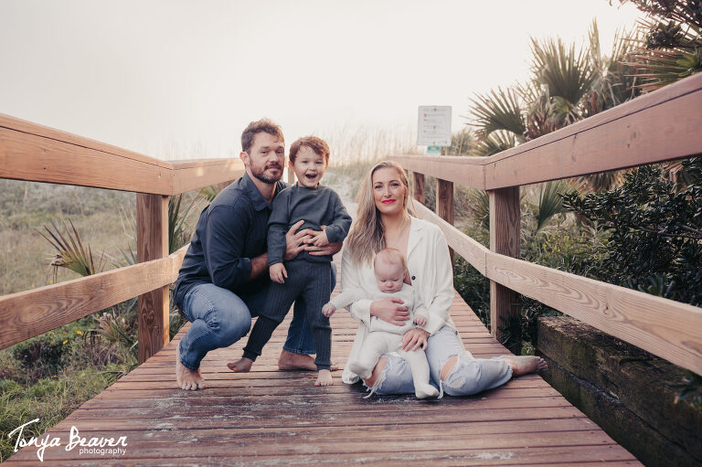 JACKSONVILLE BEACH FAMILY PHOTOGRAPHER; JACKSONVILLE FAMILY PHOTOS; JACKSONVILLE BEACH PHOTOGRAPHY; TONYA BEAVER PHOTOGRAPHY; 