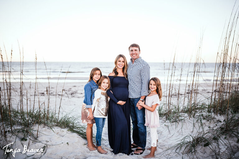 JACKSONVILLE FAMILY PHOTOGRAPHER; JACKSONVILLE MINI SESSION FAMILY PHOTOGRAPHY; BEACH FAMILY PHOTOS; COASTAL FAMILY PHOTOS; TONYA BEAVER PHOTOGRAPHY;  