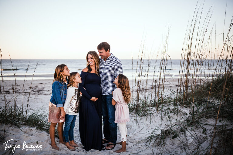 JACKSONVILLE FAMILY PHOTOGRAPHER; JACKSONVILLE MINI SESSION FAMILY PHOTOGRAPHY; BEACH FAMILY PHOTOS; COASTAL FAMILY PHOTOS; TONYA BEAVER PHOTOGRAPHY;  