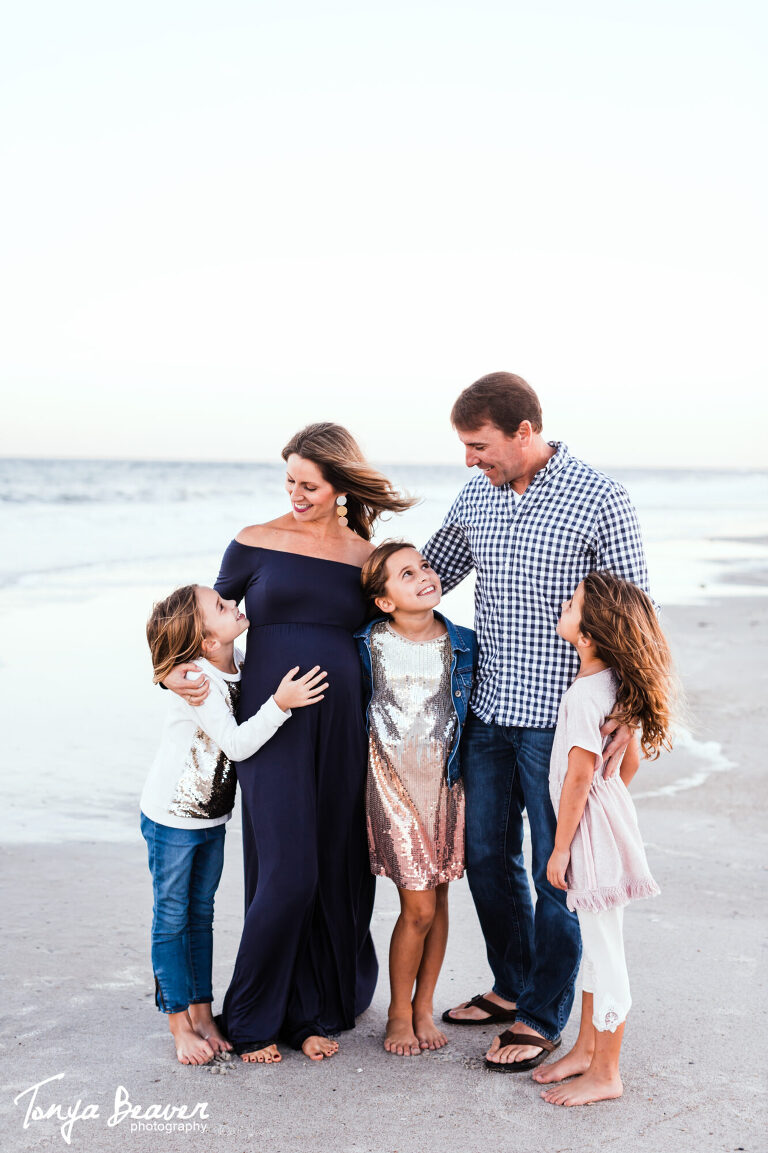 JACKSONVILLE FAMILY PHOTOGRAPHER; JACKSONVILLE MINI SESSION FAMILY PHOTOGRAPHY; BEACH FAMILY PHOTOS; COASTAL FAMILY PHOTOS; TONYA BEAVER PHOTOGRAPHY;  
