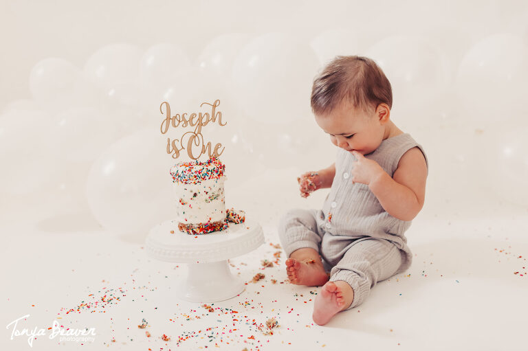 JACKSONVILLE BABY PHOTOGRAPHER; JACKSONVILLE CHRISTMAS CAKE SMASH PHOTOGRAPHY; TONYA BEAVER PHOTOGRAPHY; JACKSONVILLE CAKE SMASH PHOTOGRAPHY; JACKSONVILLE FIRST BIRTHDAY PHOTOGRAPHER; JACKSONVILLE FIRST BIRTHDAY PHOTOGRAPHY; JACKSONVILLE FIRST BIRTHDAY PHOTOS; JACKSONVILLE FIRST BIRTHDAY PICTURES; FIRST BIRTHDAY PHOTOS; JACKSONVILLE CHRISTMAS PHOTOGRAPHY; JACKSONVILLE CHRISTMAS PHOTOS; JACKSONVILLE CHRISTMAS PICTURES; JACKSONVILLE CHRISTMAS PHOTOGRAPHER; 