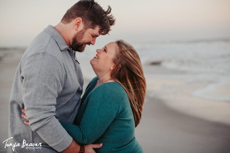 JACKSONVILLE ENGAGEMENT  PHOTOS BY TONYA BEAVER PHOTOGRAPHY ;  JACKSONVILLE BEACH ENGAGEMENT PHOTOS BY TONYA BEAVER PHOTOGRAPHY ; HANNA PARK ENGAGEMENT PHOTOS BY TONYA BEAVER PHOTOGRAPHY ; KATHRYN ABBEY HANNA PARK ENGAGEMENT PHOTOS BY TONYA BEAVER PHOTOGRAPHY ;  