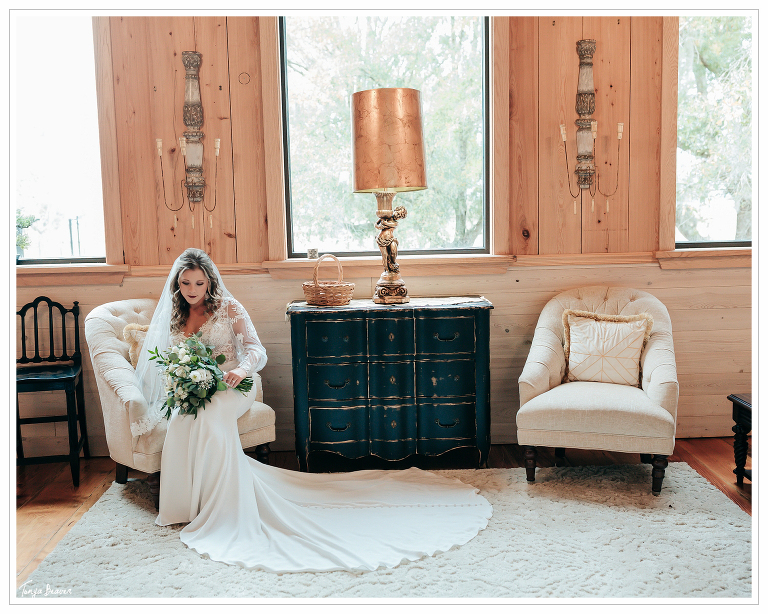 THE BARN AT COTTONWOOD RANCH WEDDING PHOTOS; JACKSONVILLE WEDDING PHOTOS; THE BARN AT COTTONWOOD RANCH WEDDING PICTURES; JACKSONVILLE WEDDING PICTURES; THE BARN AT COTTONWOOD RANCH WEDDING PHOTOGRAPHER; JACKSONVILLE WEDDING PHOTOGRAPHER; THE BARN AT COTTONWOOD RANCH WEDDING PHOTOGRAPHY; JACKSONVILLE WEDDING PHOTOGRAPHY; TONYA BEAVER PHOTOGRAPHY; The Barn at Cottonwood Ranch; CALLAHAN WEDDING PHOTOS; CALLAHAN WEDDING PICTURES; CALLAHAN WEDDING PHOTOGRAPHER; CALLAHAN WEDDING PHOTOGRAPHY;  