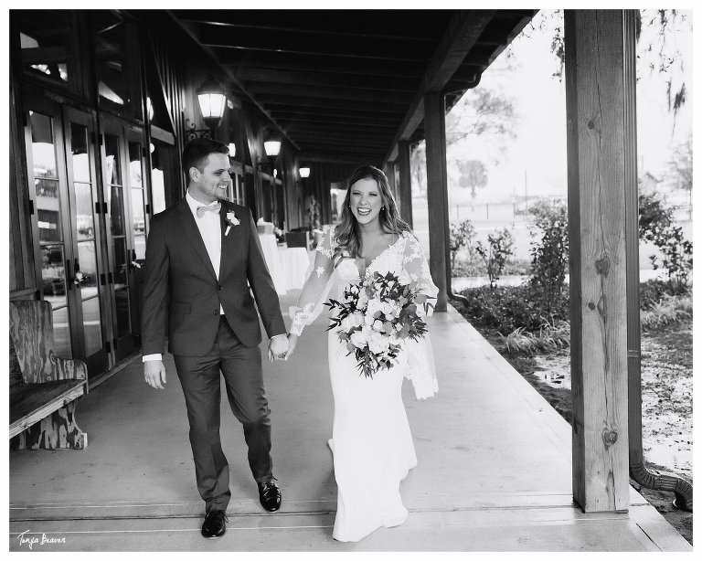 THE BARN AT COTTONWOOD RANCH WEDDING PHOTOS; JACKSONVILLE WEDDING PHOTOS; THE BARN AT COTTONWOOD RANCH WEDDING PICTURES; JACKSONVILLE WEDDING PICTURES; THE BARN AT COTTONWOOD RANCH WEDDING PHOTOGRAPHER; JACKSONVILLE WEDDING PHOTOGRAPHER; THE BARN AT COTTONWOOD RANCH WEDDING PHOTOGRAPHY; JACKSONVILLE WEDDING PHOTOGRAPHY; TONYA BEAVER PHOTOGRAPHY; The Barn at Cottonwood Ranch; CALLAHAN WEDDING PHOTOS; CALLAHAN WEDDING PICTURES; CALLAHAN WEDDING PHOTOGRAPHER; CALLAHAN WEDDING PHOTOGRAPHY;  