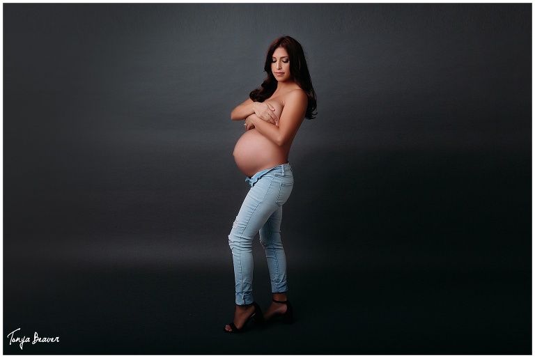 JACKSONVILLE STUDIO MATERNITY PICTURES; JACKSONVILLE STUDIO MATERNITY PHOTOS; JACKSONVILLE STUDIO MATERNITY PHOTOGRAPHER; JACKSONVILLE STUDIO MATERNITY PHOTOGRAPHY; Jacksonville Maternity Photography; Jacksonville Maternity Photographer; Jacksonville Maternity Photos; Jacksonville Maternity Pictures; Tonya Beaver Photography; jacksonville photographers; photographer jacksonville fl; Maternity Couture; Couture maternity photos; fine art maternity; Fine Art Maternity Photoshoots;