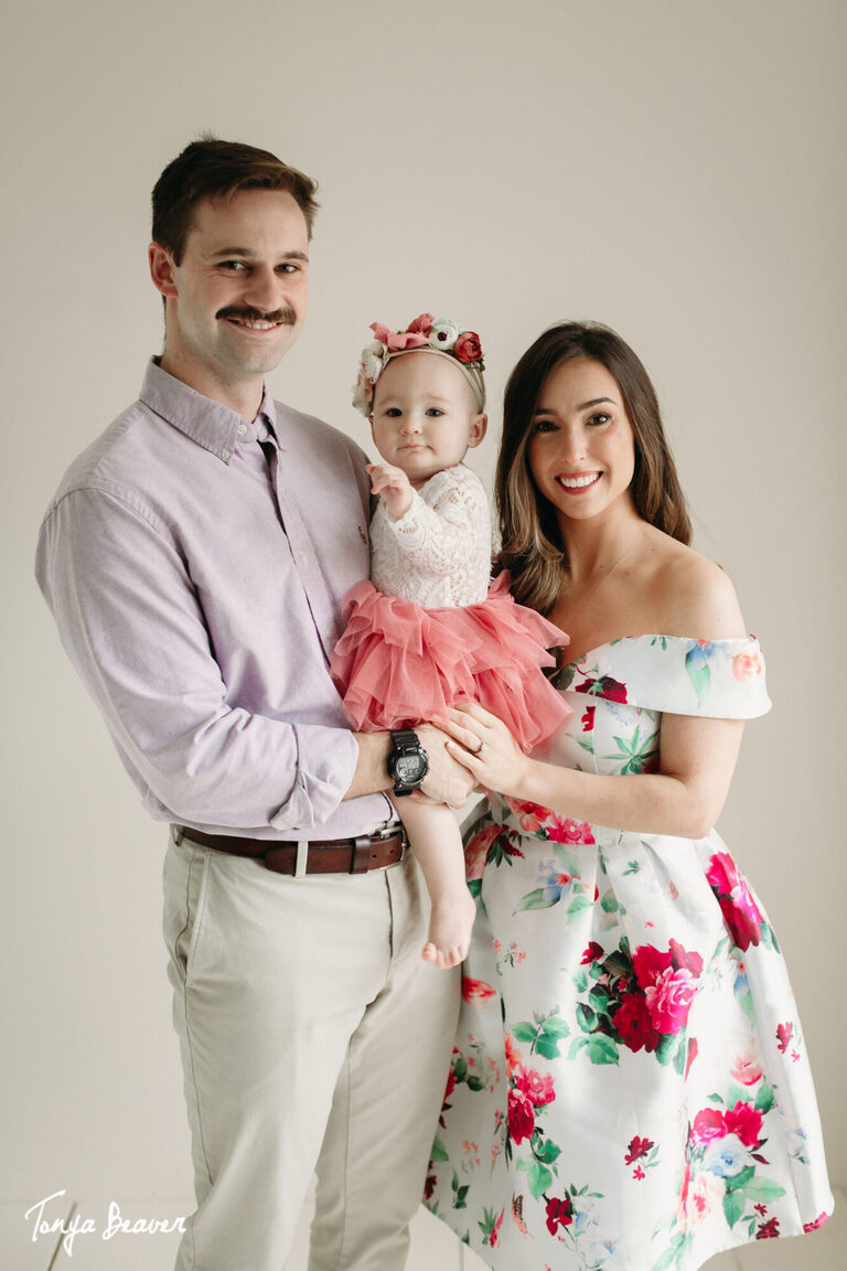 JACKSONVILLE CAKE SMASH PHOTOGRAPHER BY TONYA BEAVER PHOTOGRAPHY