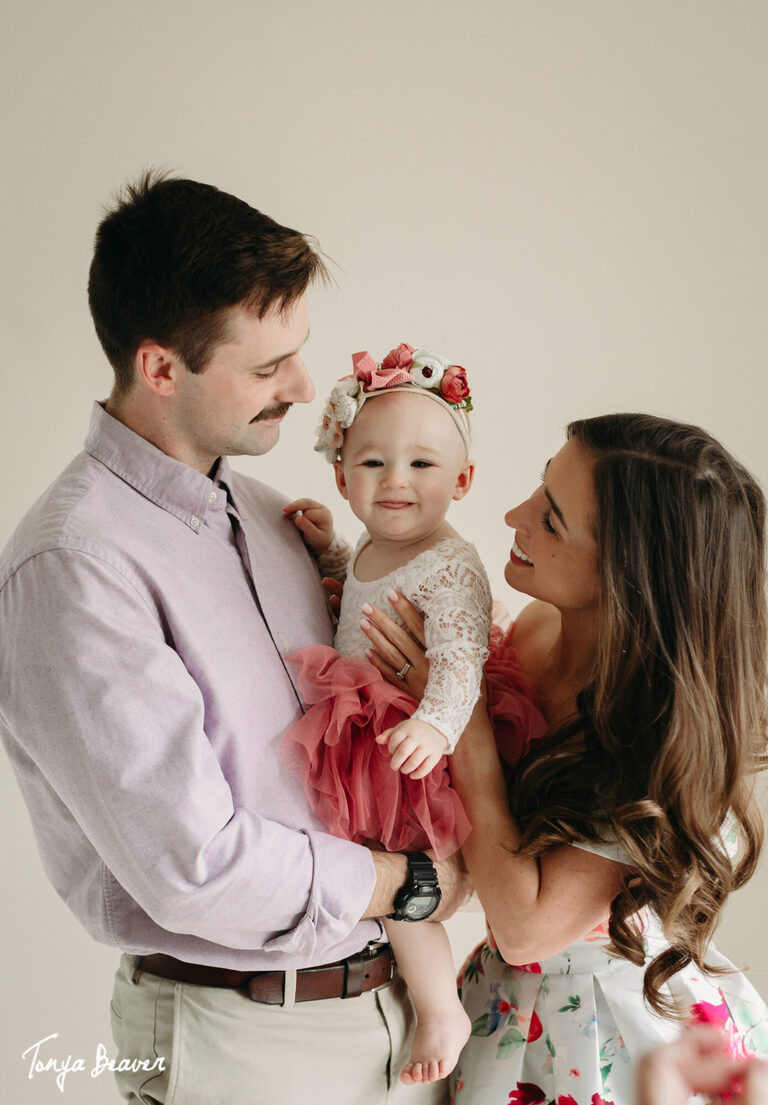 JACKSONVILLE CAKE SMASH PHOTOGRAPHER BY TONYA BEAVER PHOTOGRAPHY