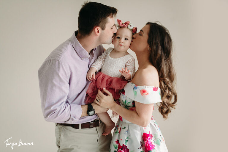 JACKSONVILLE CAKE SMASH PHOTOGRAPHER BY TONYA BEAVER PHOTOGRAPHY
