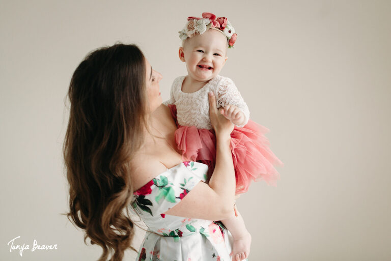 JACKSONVILLE CAKE SMASH PHOTOGRAPHER BY TONYA BEAVER PHOTOGRAPHY