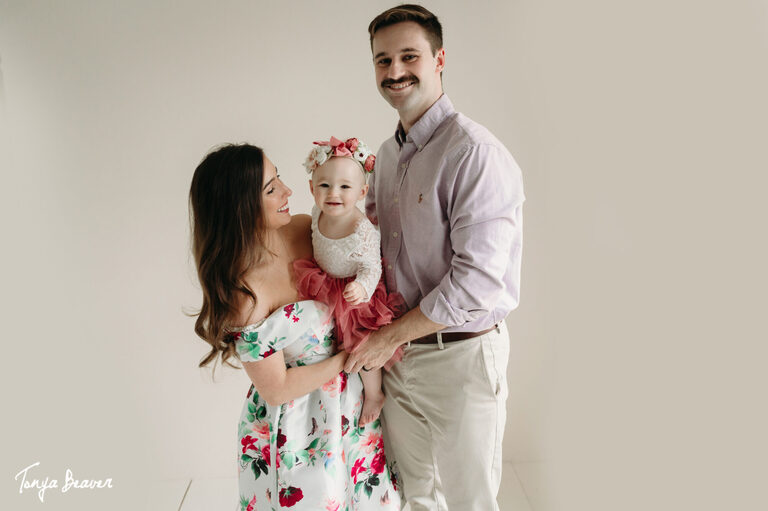 JACKSONVILLE CAKE SMASH PHOTOGRAPHER BY TONYA BEAVER PHOTOGRAPHY
