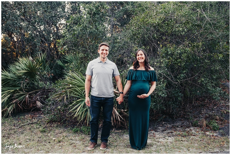 ATLANTIC BEACH MATERNITY PHOTOGRAPHER BY TONYA BEAVER PHOTOGRAPHY