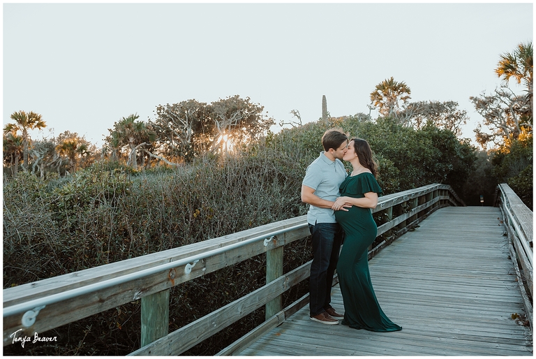 ATLANTIC BEACH MATERNITY PHOTOGRAPHER BY TONYA BEAVER PHOTOGRAPHY