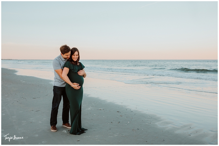 ATLANTIC BEACH MATERNITY PHOTOGRAPHER BY TONYA BEAVER PHOTOGRAPHY