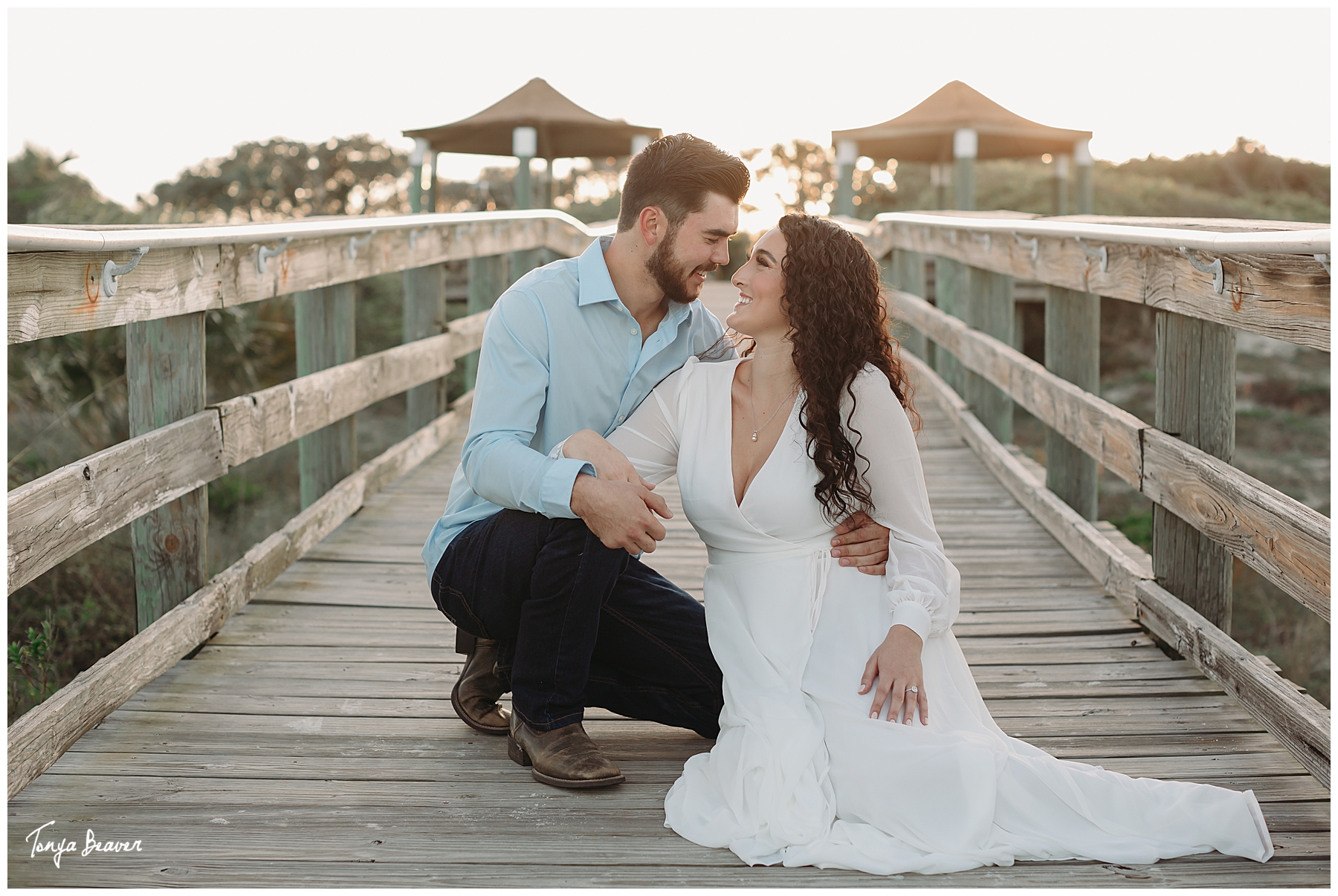 Jacksonville beach engagement photos; Jacksonville engagement photography; Jacksonville engagement photos; Jacksonville engagement pictures; Jacksonville Engagement Portraits; Jacksonville Engagement Session; Jacksonville Engagement Photography; Save the Date; Jacksonville Sunset Engagement Photos; Tonya Beaver Photography; Woodsy Engagement photos; 