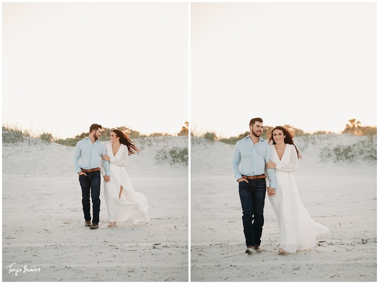 Jacksonville beach engagement photos; Jacksonville engagement photography; Jacksonville engagement photos; Jacksonville engagement pictures; Jacksonville Engagement Portraits; Jacksonville Engagement Session; Jacksonville Engagement Photography; Save the Date; Jacksonville Sunset Engagement Photos; Tonya Beaver Photography; Woodsy Engagement photos;
