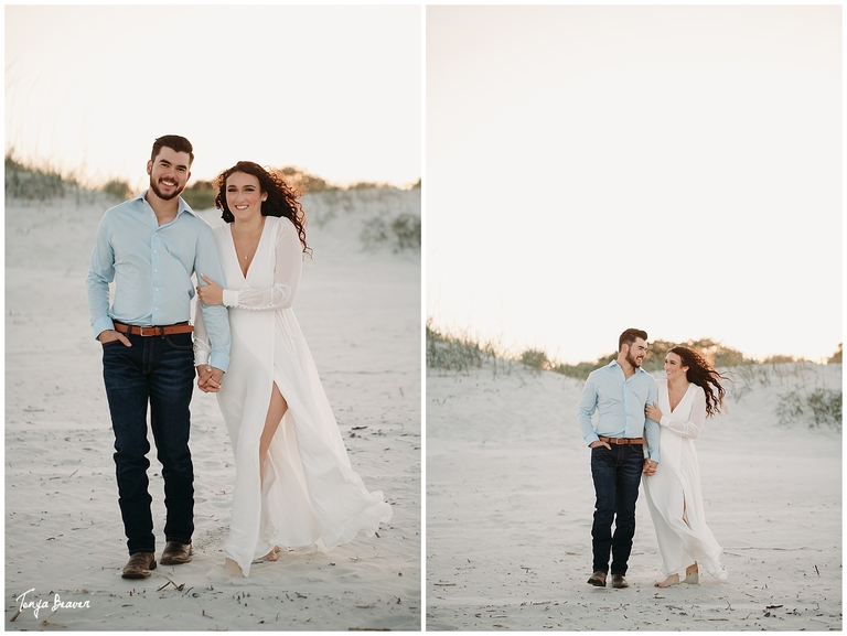 Jacksonville beach engagement photos; Jacksonville engagement photography; Jacksonville engagement photos; Jacksonville engagement pictures; Jacksonville Engagement Portraits; Jacksonville Engagement Session; Jacksonville Engagement Photography; Save the Date; Jacksonville Sunset Engagement Photos; Tonya Beaver Photography; Woodsy Engagement photos;
