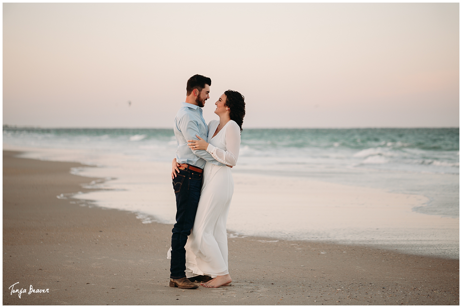 Jacksonville beach engagement photos; Jacksonville engagement photography; Jacksonville engagement photos; Jacksonville engagement pictures; Jacksonville Engagement Portraits; Jacksonville Engagement Session; Jacksonville Engagement Photography; Save the Date; Jacksonville Sunset Engagement Photos; Tonya Beaver Photography; Woodsy Engagement photos; 