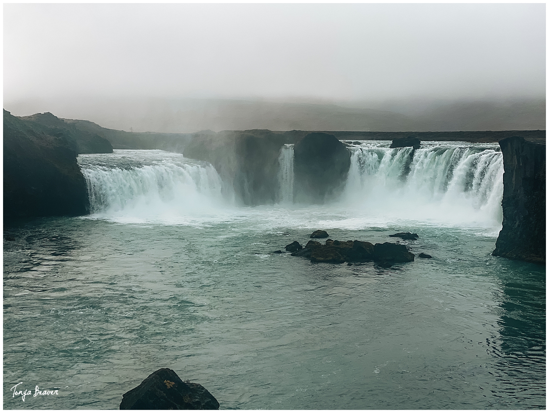 Grjótagjá; Námafjall Hverir Viewpoint; Krafla Lava Fields; Stuðlagil Canyon; Hengifoss; Breiðamerkursandur, Fjallsjökull; Múlagljúfur Canyon; Grófarlækjarfoss; Svínafellsjökull Glacier; Haoldukvisl glacier; Fjaðrárgljúfur; Fjaðrárgljúfur Canyon; Travel Photographer; Travel Photography; Travel Photos; Travel Pictures; Iceland Travel Photographer; Iceland Travel Photography; Iceland Travel Photos; Iceland Travel Pictures; 