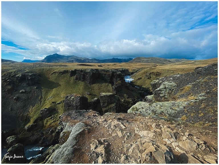 Grjótagjá; Námafjall Hverir Viewpoint; Krafla Lava Fields; Stuðlagil Canyon; Hengifoss; Breiðamerkursandur, Fjallsjökull; Múlagljúfur Canyon; Grófarlækjarfoss; Svínafellsjökull Glacier; Haoldukvisl glacier; Fjaðrárgljúfur; Fjaðrárgljúfur Canyon; Travel Photographer; Travel Photography; Travel Photos; Travel Pictures; Iceland Travel Photographer; Iceland Travel Photography; Iceland Travel Photos; Iceland Travel Pictures;