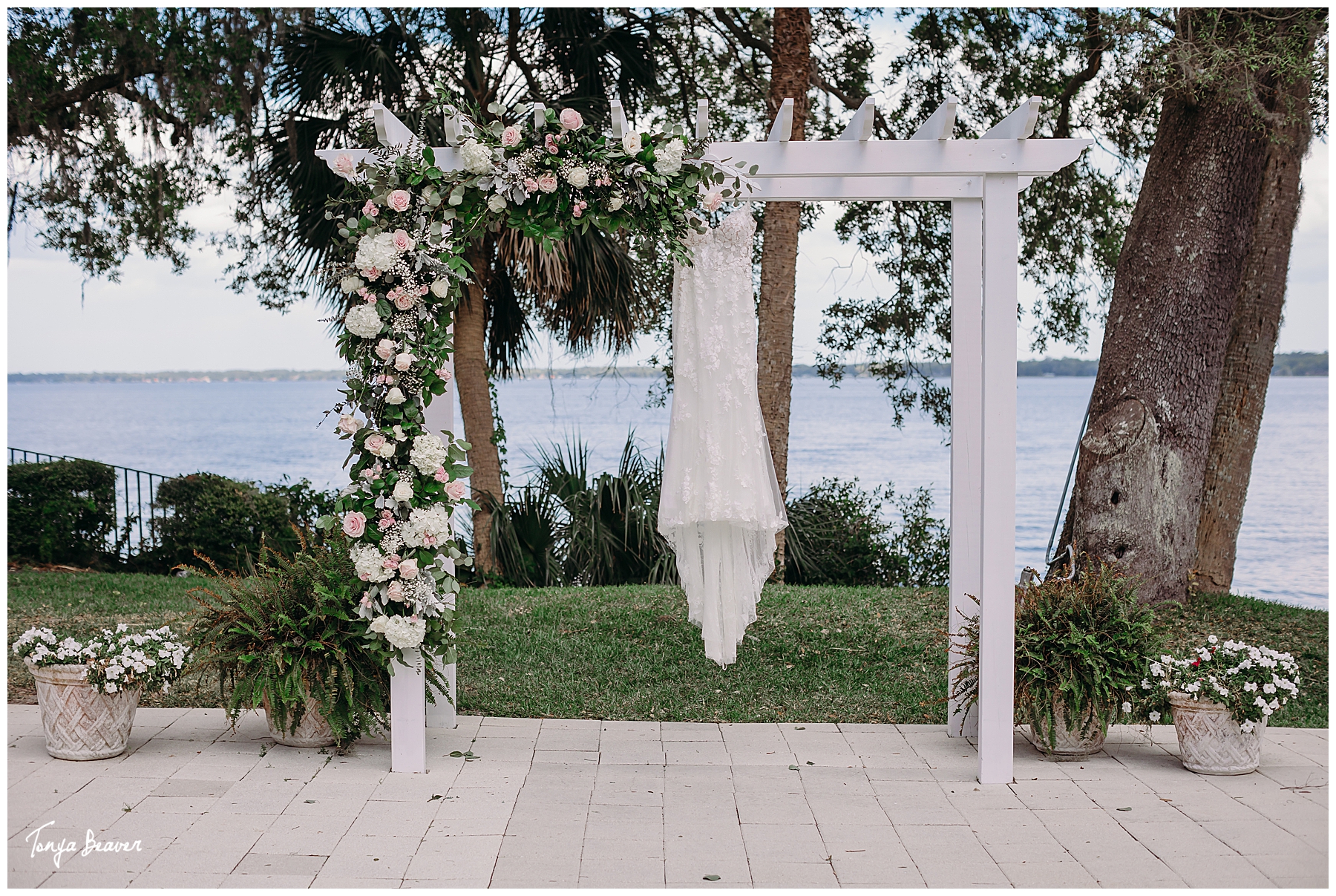 Winterbourne Inn; Winterbourne Inn on the St. Johns River; Winterbourne Inn Weddings; Winterbourne Inn Wedding Pictures; Winterbourne Inn Wedding Photos; Winterbourne Inn Wedding Photographer; Winterbourne Inn Wedding Photography; St. Johns River; St. Johns River Weddings; St. Johns River Wedding Photos; Orange Park Weddings; Orange Park Wedding Photographer; JACKSONVILLE WEDDINGS; JACKSONVILLE WEDDING PHOTOS; JACKSONVILLE WEDDING PICTURES; JACKSONVILLE WEDDING PHOTOGRAPHER; JACKSONVILLE WEDDING PHOTOGRAPHY; JACKSONVILLE WEDDINGS; TONYA BEAVER PHOTOGRAPHY; jacksonville photographers; photographer jacksonville fl;