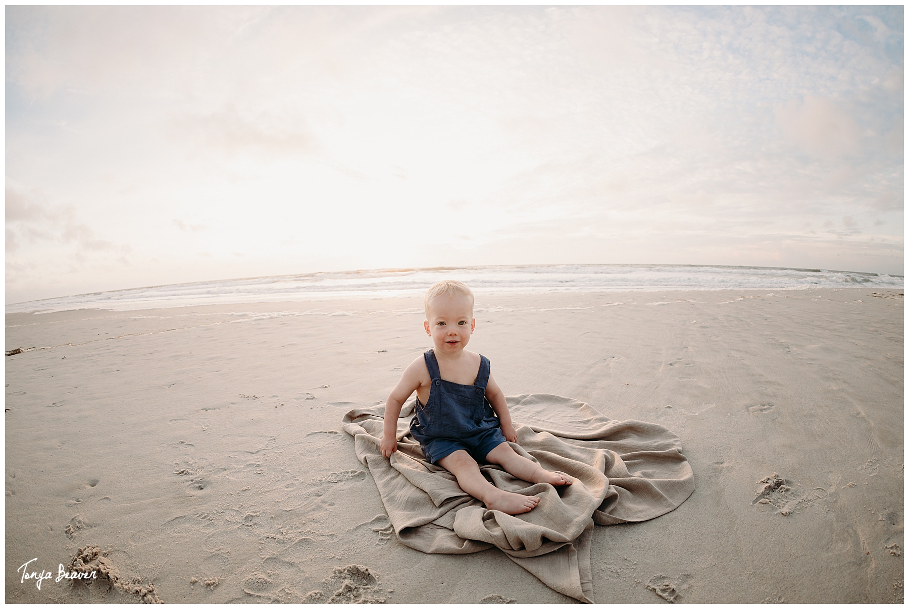 TWO YEAR BIRTHDAY CAKE SMASH ON BEACH; TWO YEAR BIRTHDAY CAKE SMASH ON BEACH PHOTOGRAPHY; TWO YEAR BIRTHDAY CAKE SMASH PHOTOS; TWO YEAR BIRTHDAY CAKE SMASH PHOTOGRAPHER; TWO YEAR BIRTHDAY CAKE SMASH PICTURES;  Milestone Photography; Smash Cake Photography; JACKSONVILLE CAKE SMASH PHOTOGRAPHY; JACKSONVILLE CAKE SMASH PHOTOGRAPHER; JACKSONVILLE CAKE SMASH PHOTOS; JACKSONVILLE CAKE SMASH PICTURES;