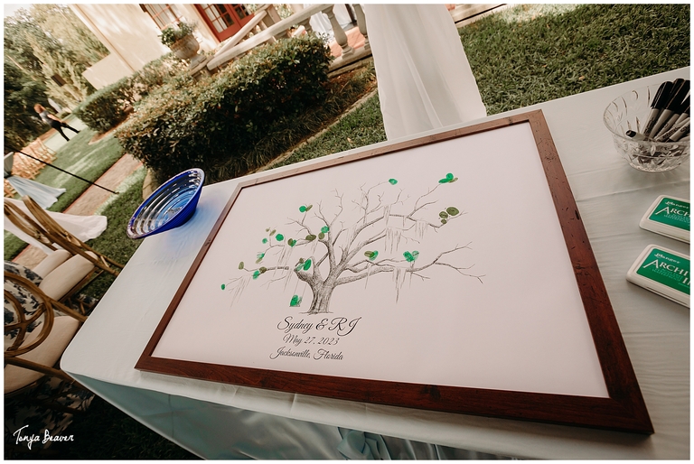 SAN MARCO BACKYARD WEDDING PHOTOGRAPHY BY TONYA BEAVER PHOTOGRAPHY