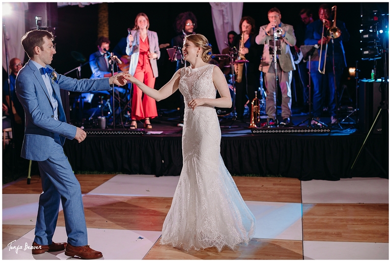 SAN MARCO BACKYARD WEDDING PHOTOGRAPHY BY TONYA BEAVER PHOTOGRAPHY