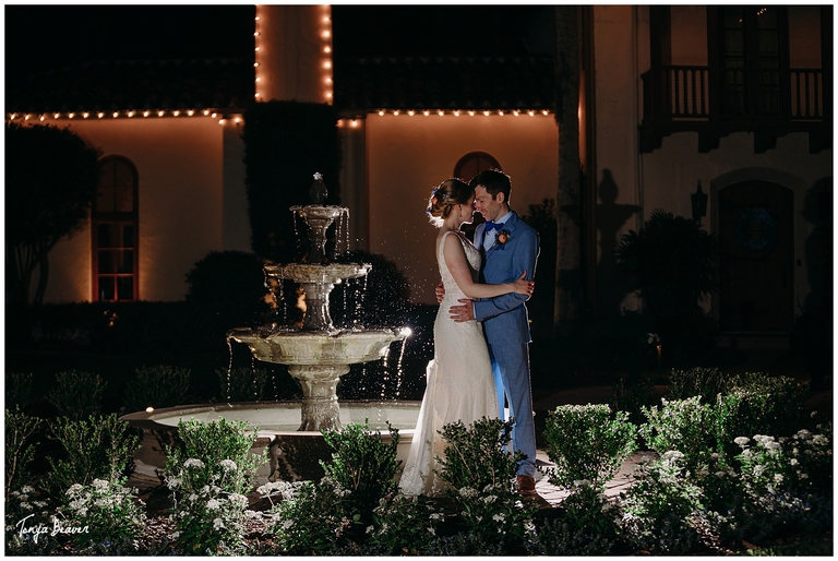 SAN MARCO BACKYARD WEDDING PHOTOGRAPHY BY TONYA BEAVER PHOTOGRAPHY