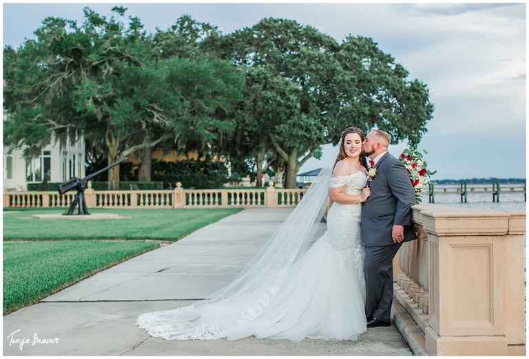 Epping Forest Yacht Club Wedding Photos; Jacksonville Wedding Photos;  Epping Forest Yacht Club Wedding Photographer;  Jacksonville Wedding Photographer; Epping Forest Yacht Club Wedding Photography;  Jacksonville Wedding Photography; Epping Forest Yacht Club Wedding Pictures; Jacksonville Wedding Pictures; Tonya Beaver Photography; jacksonville photographers; photographer jacksonville fl; 
