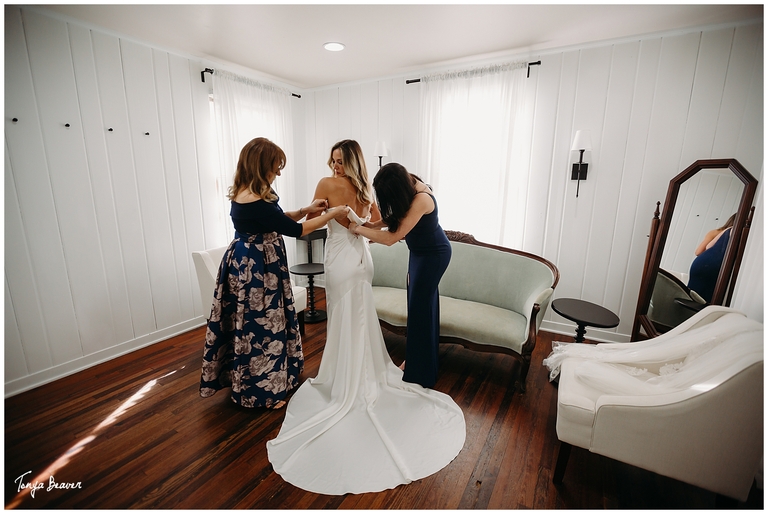 San Marco Preservation Hall Wedding and Oceana Reception by Tonya Beaver Photography