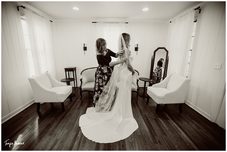 San Marco Preservation Hall Wedding and Oceana Reception by Tonya Beaver Photography