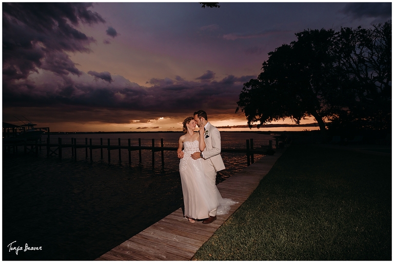 JACKSONVILLE WEDDINGS; JACKSONVILLE WEDDING PHOTOS; JACKSONVILLE WEDDING PICTURES; JACKSONVILLE WEDDING PHOTOGRAPHER; JACKSONVILLE WEDDING PHOTOGRAPHY; JACKSONVILLE FLORIDA WEDDINGS; NORTH FLORIDA WEDDINGS; TONYA BEAVER PHOTOGRAPHY; jacksonville photographers; photographer jacksonville fl; wedding sunsets;